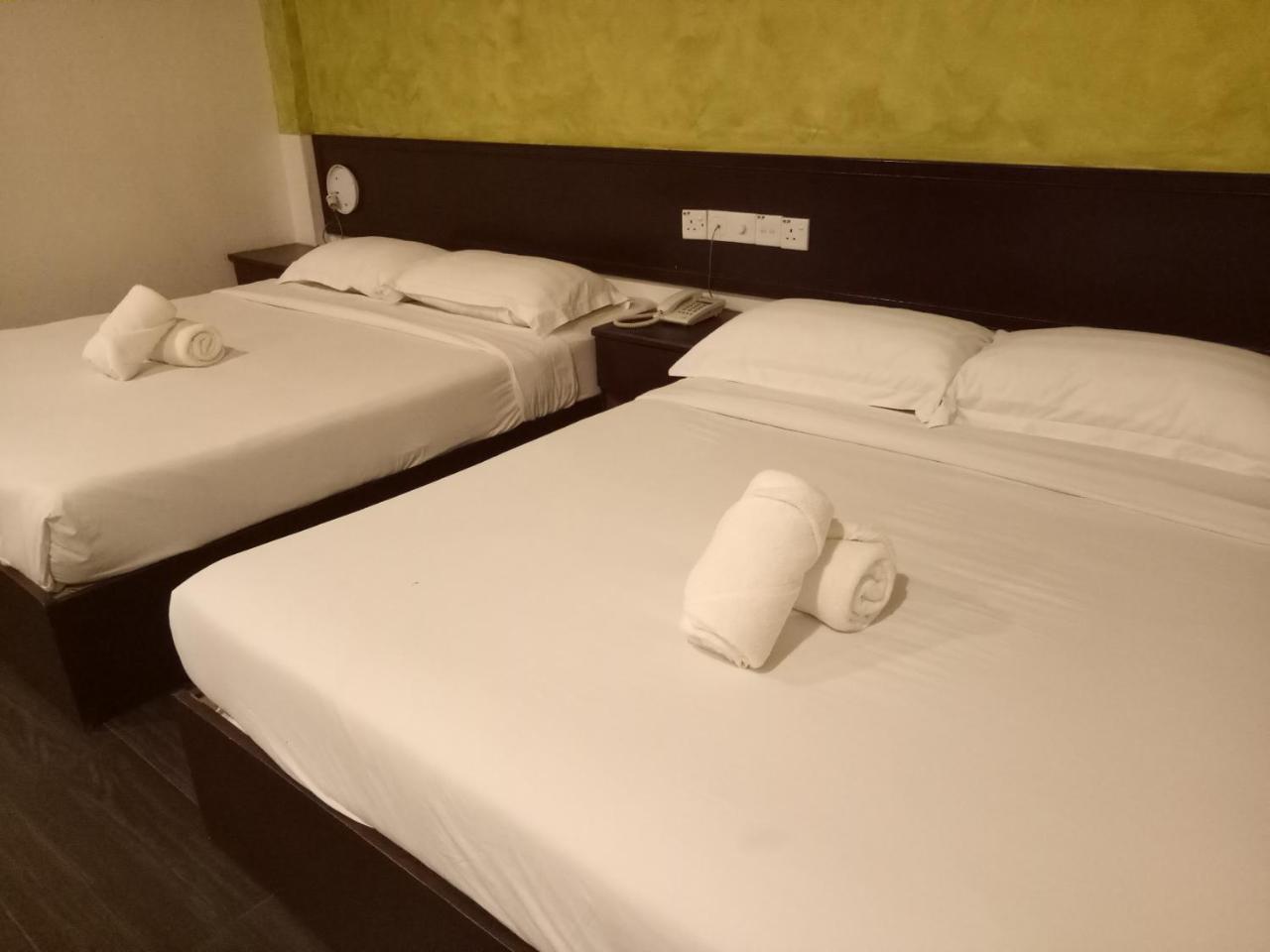 Hotel Sri Bernam Сабак Бернам Екстер'єр фото